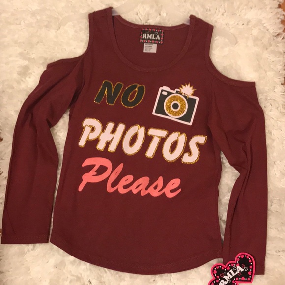 NWT Long Sleeve Cold Shoulder Top - Picture 2 of 4